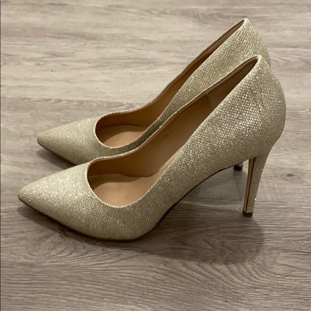 Spring heels size 10 - Picture 2 of 4
